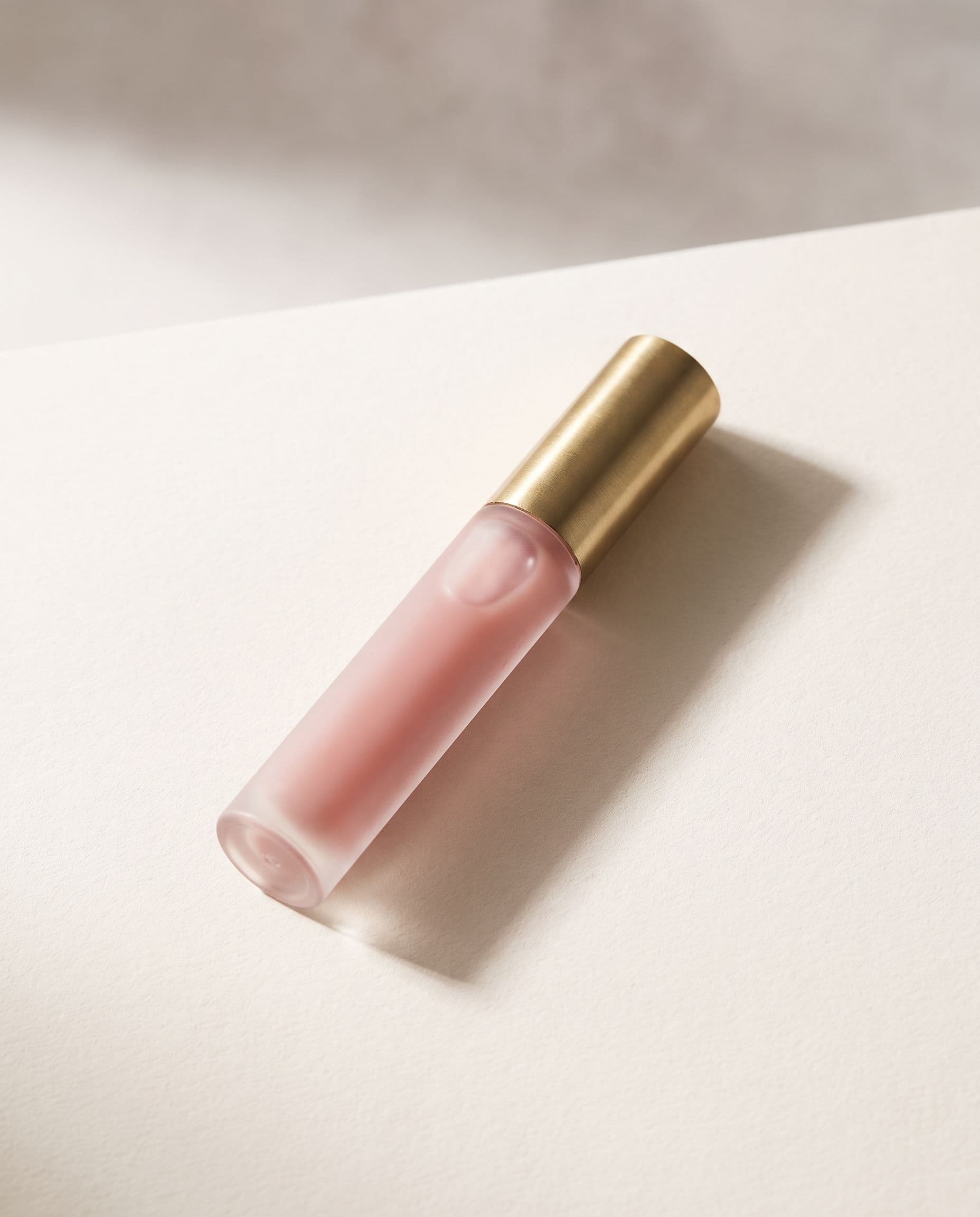 Première — lip balm-serum in bare rose