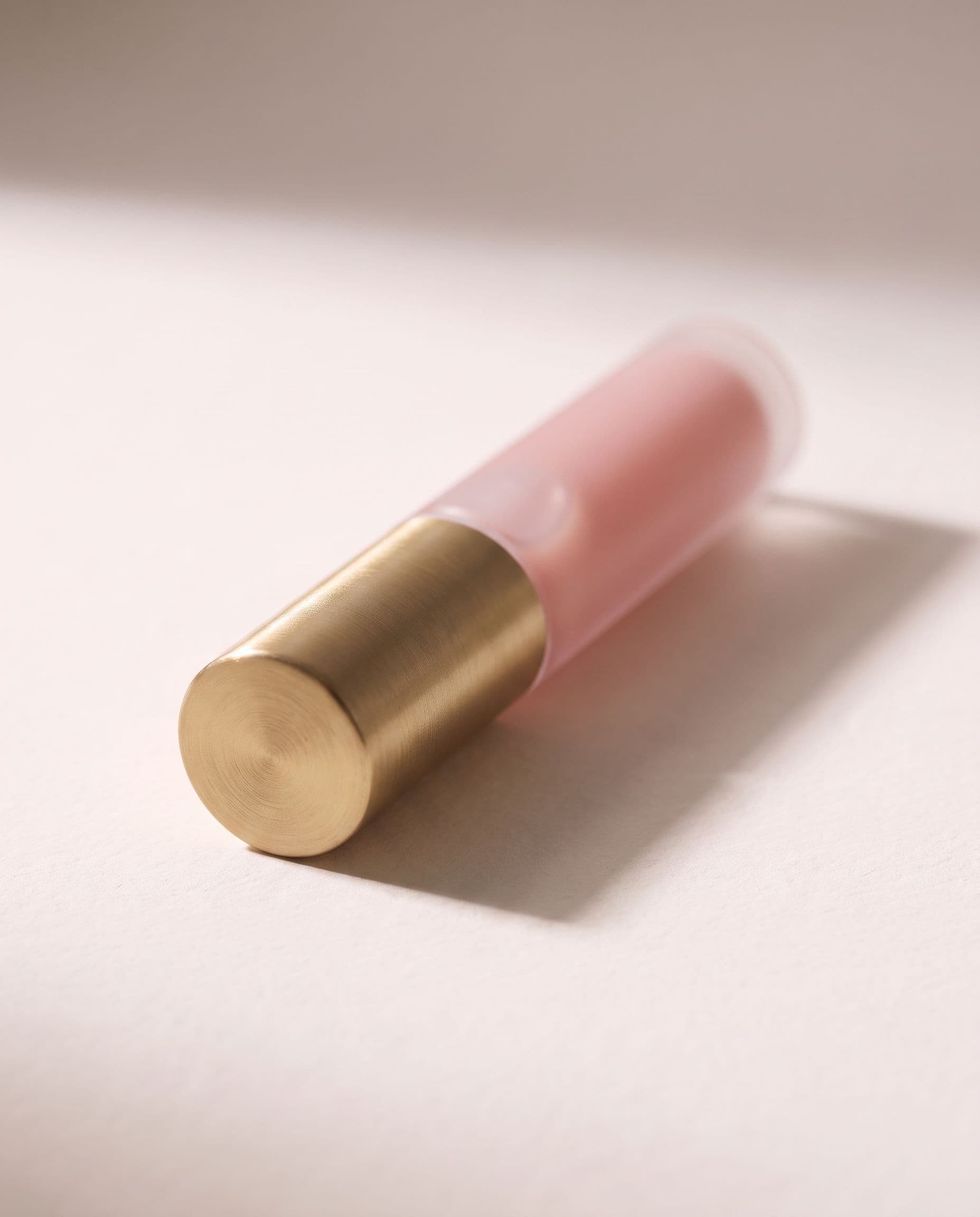 Première — the lip balm-serum from another angle