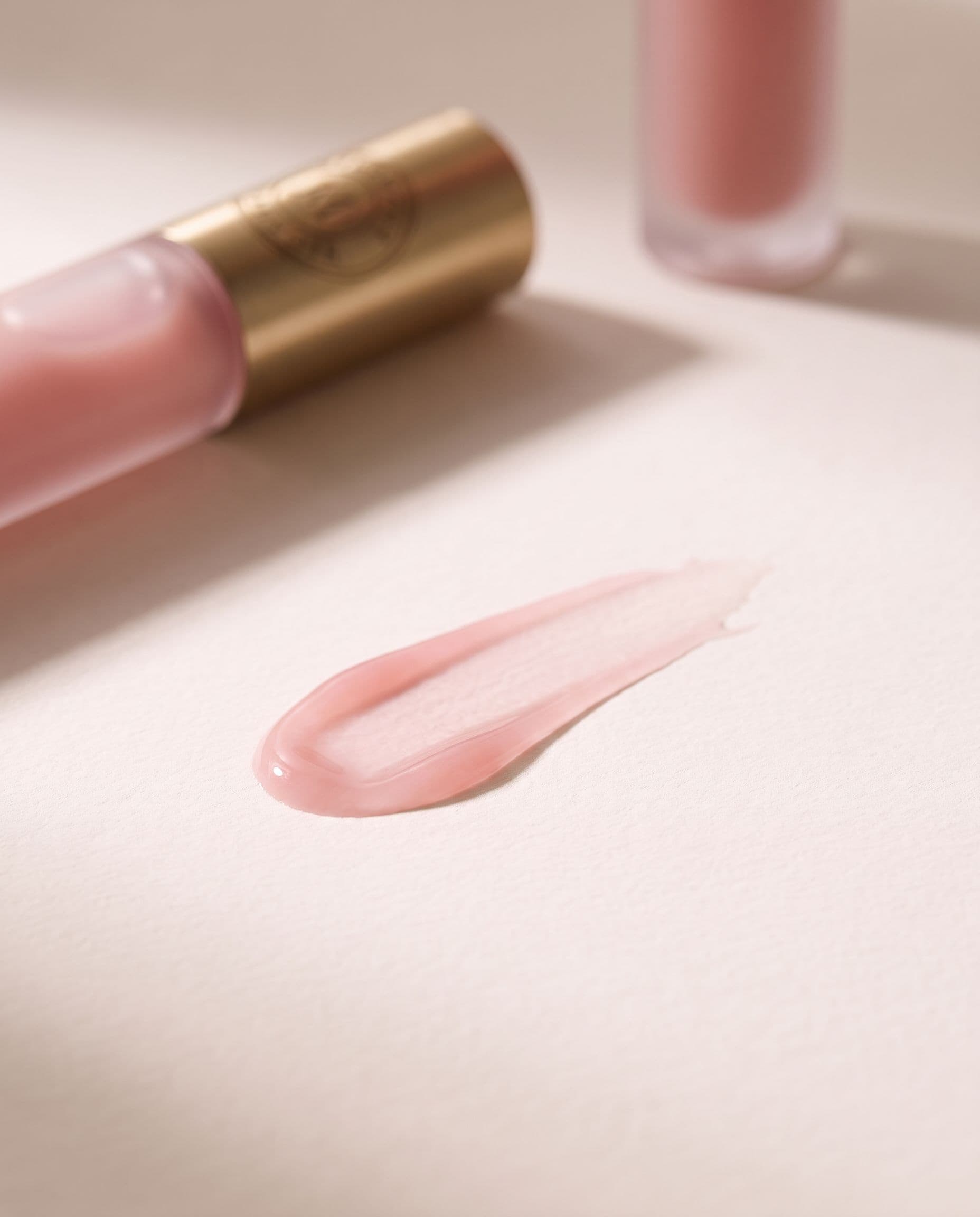 Première swatched — bare rose