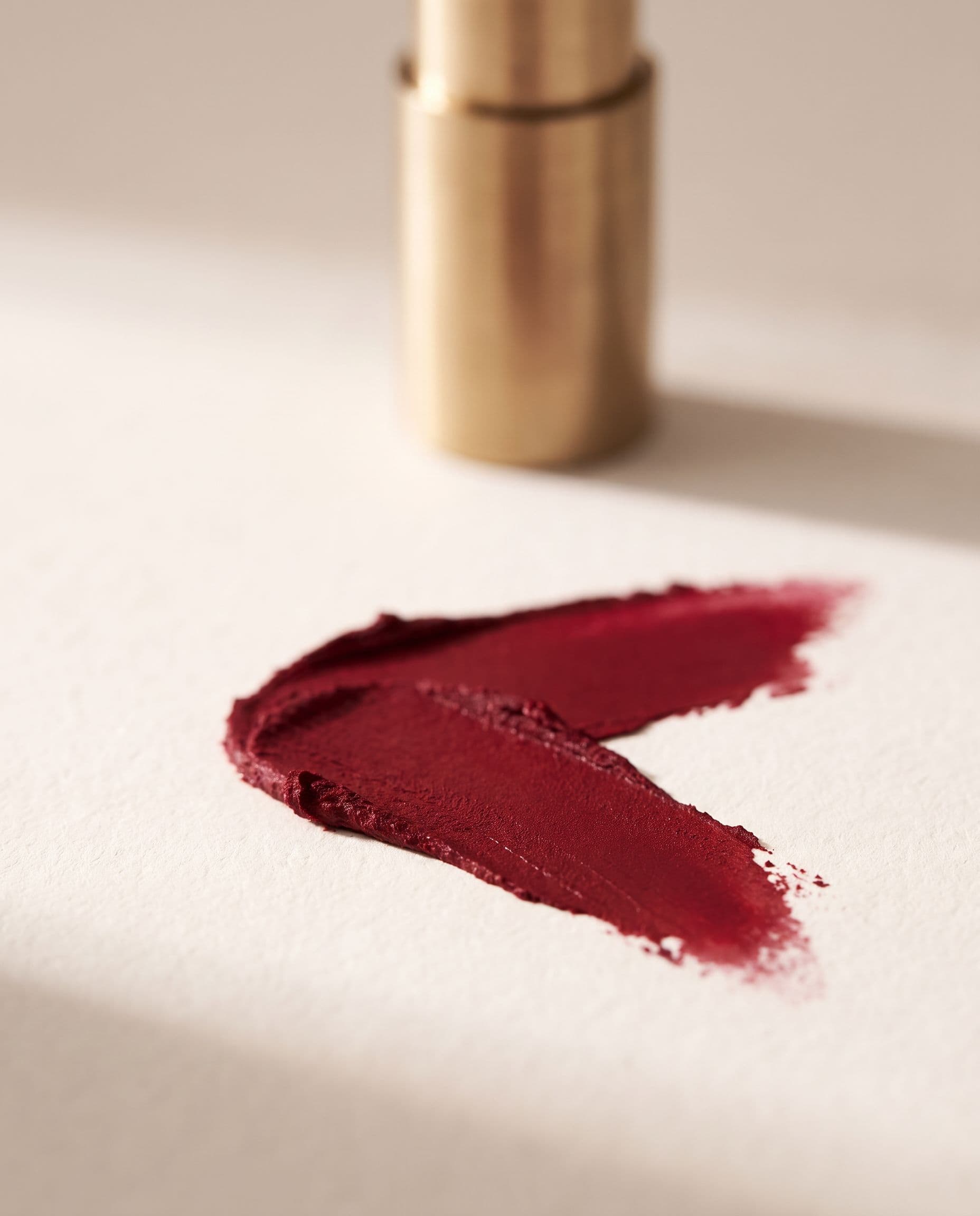 Velours swatched — deep crimson