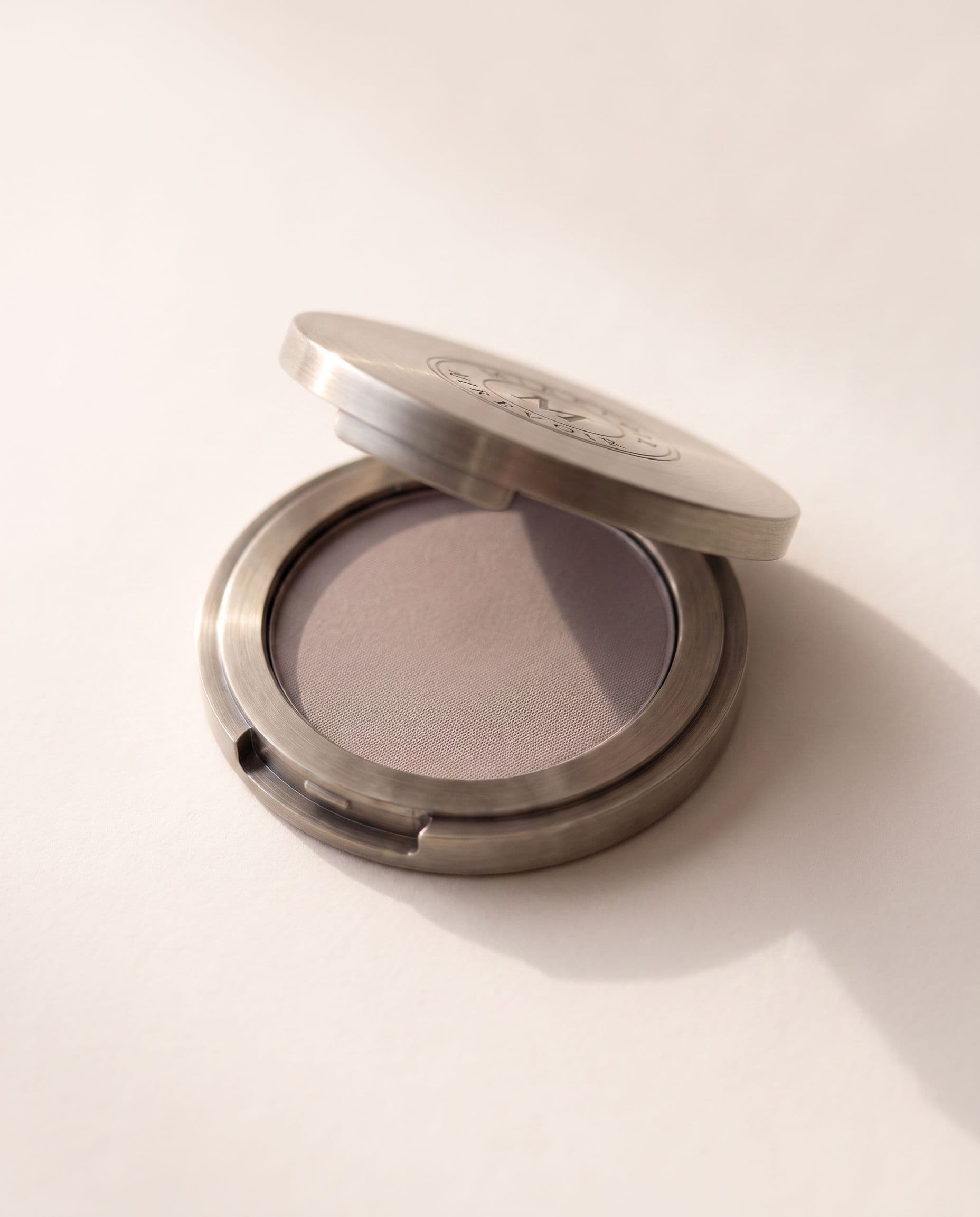 Cendre — the pressed eyeshadow from another angle